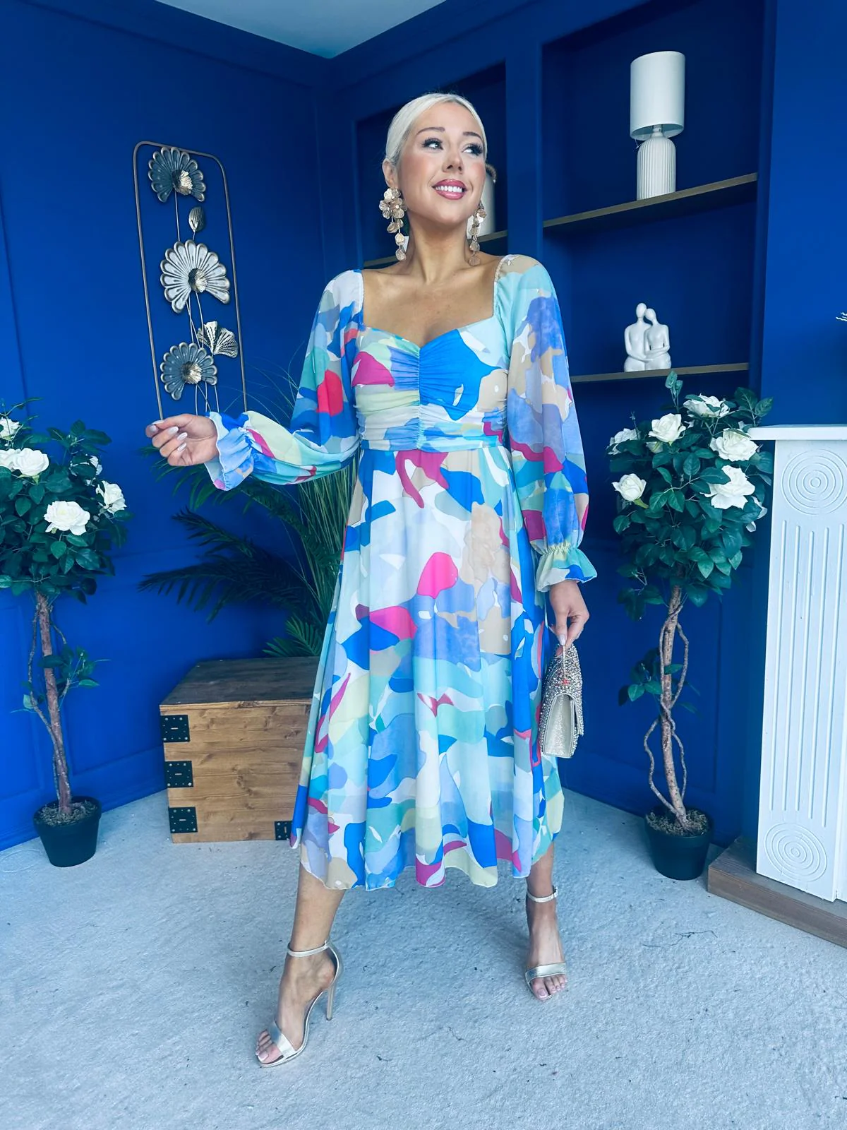 Ailbhe Detailed Midi Dress Geo Blue - Image 9