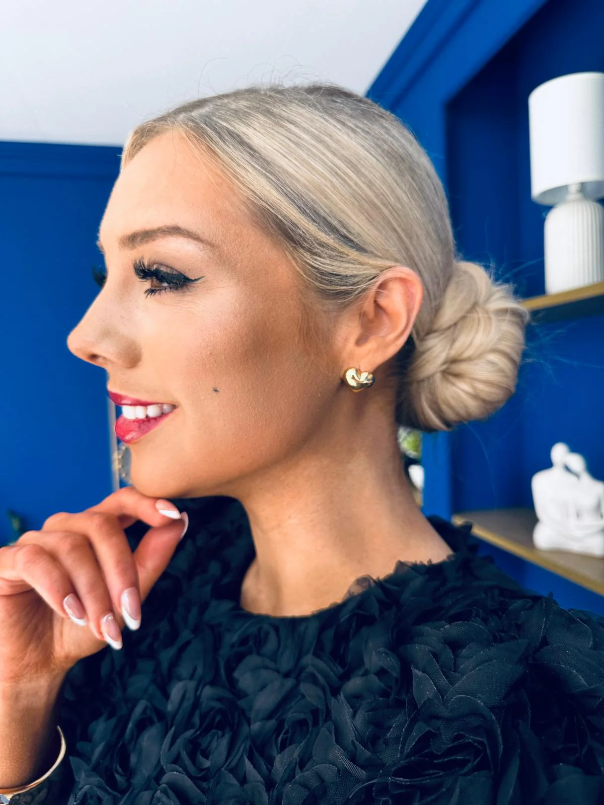 Cassi Heart Stud Earrings Gold - Image 4