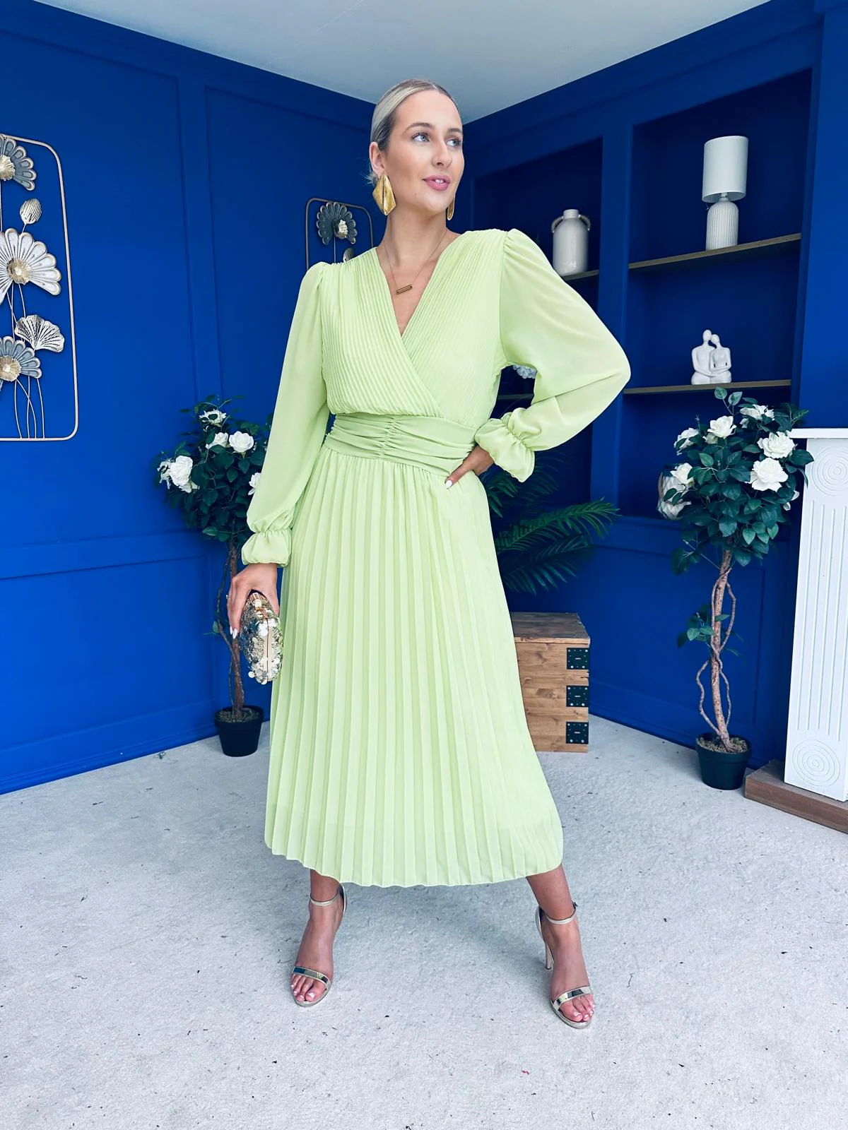 Clodagh Pleat Detailed Midi Dress Lime - Image 9