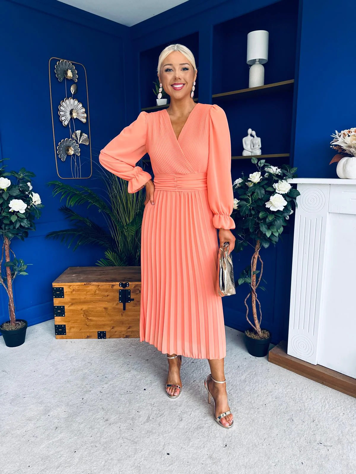 Clodagh Pleat Detailed Midi Dress Peach - Image 4