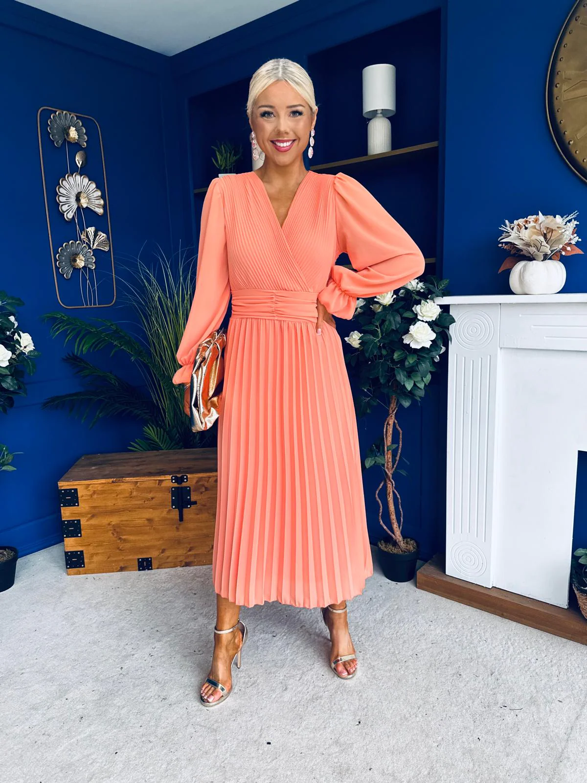 Clodagh Pleat Detailed Midi Dress Peach - Image 5