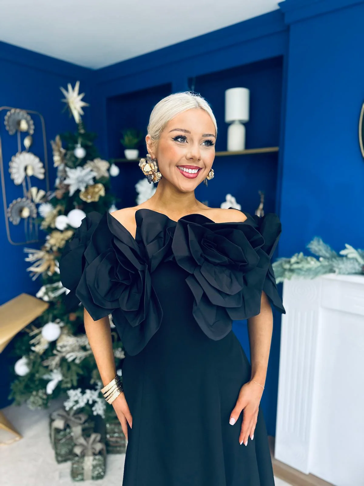 Jackie Floral Detail Occasion Midi Dress Black - Image 6