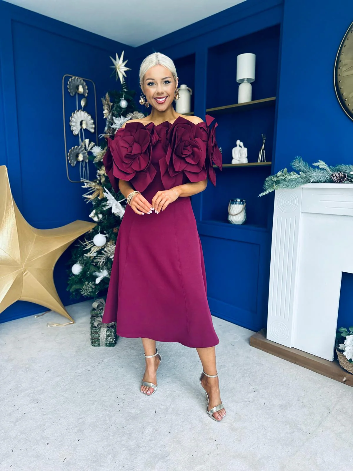 Jackie Floral Detail Occasion Midi Dress Burgundy - Image 4