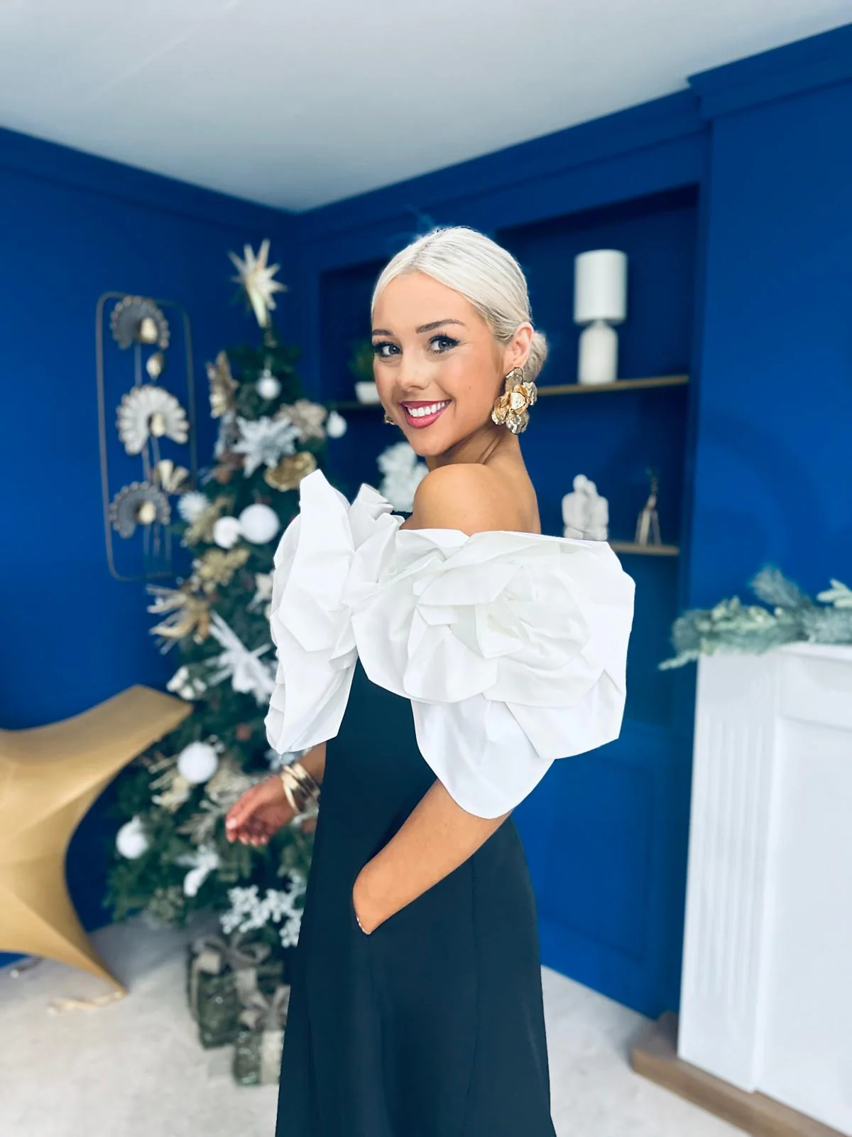 Jackie Floral Detail Occasion Midi Dress Monochrome - Image 10