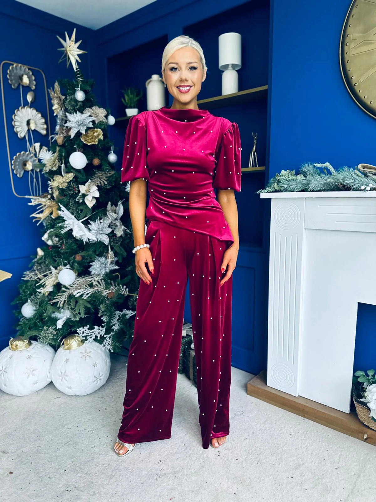 Kate Pearl Detail Top And Trouser Set Velvet Wine - Image 4