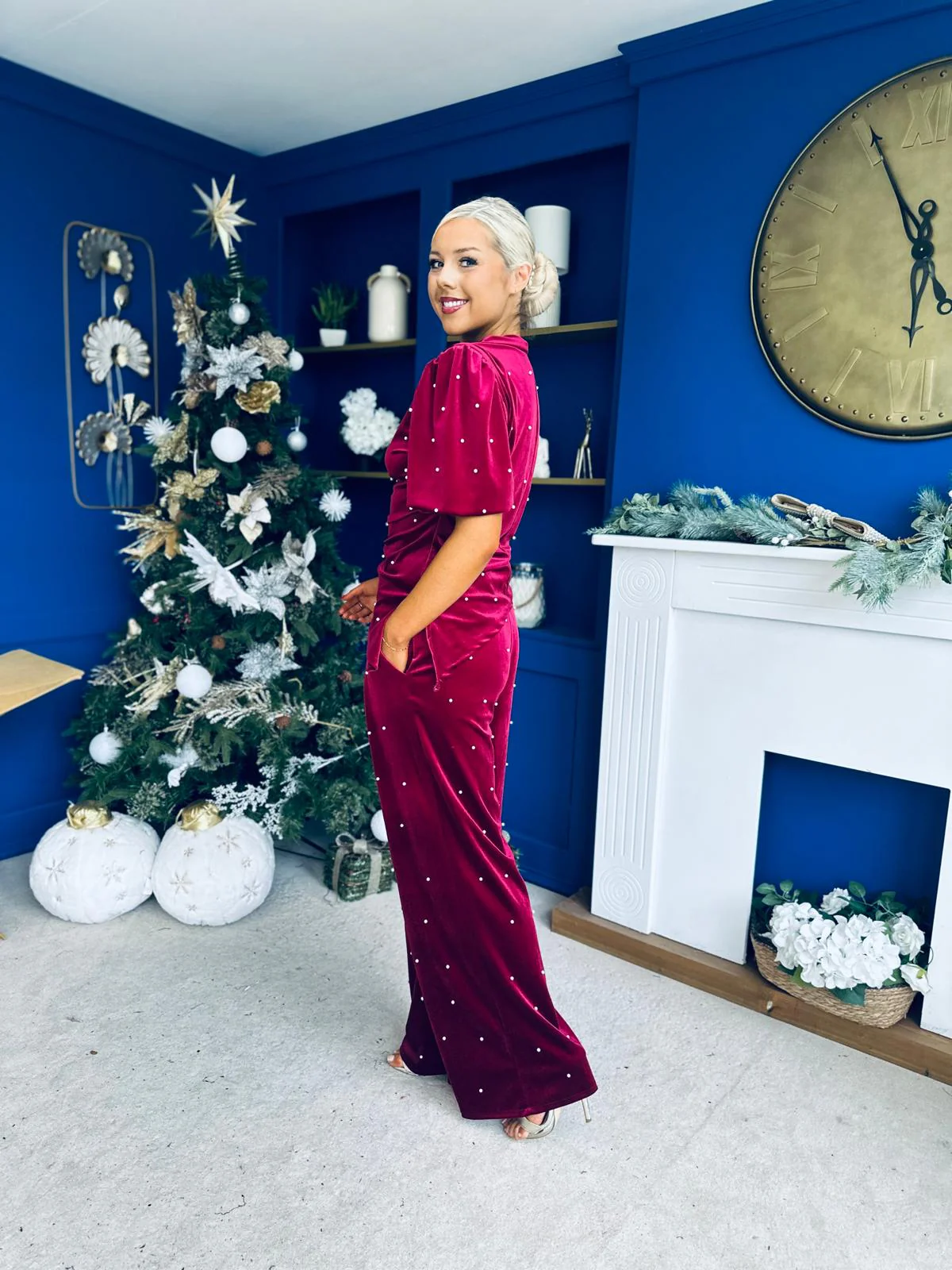 Kate Pearl Detail Top And Trouser Set Velvet Wine - Image 9