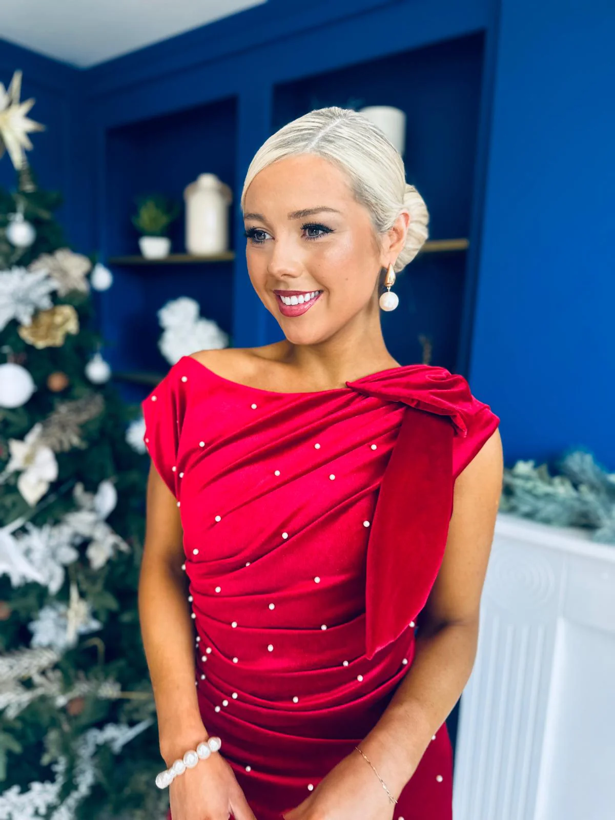 Nicole Bow Detail Pearl Embellished Dress Red - Image 5