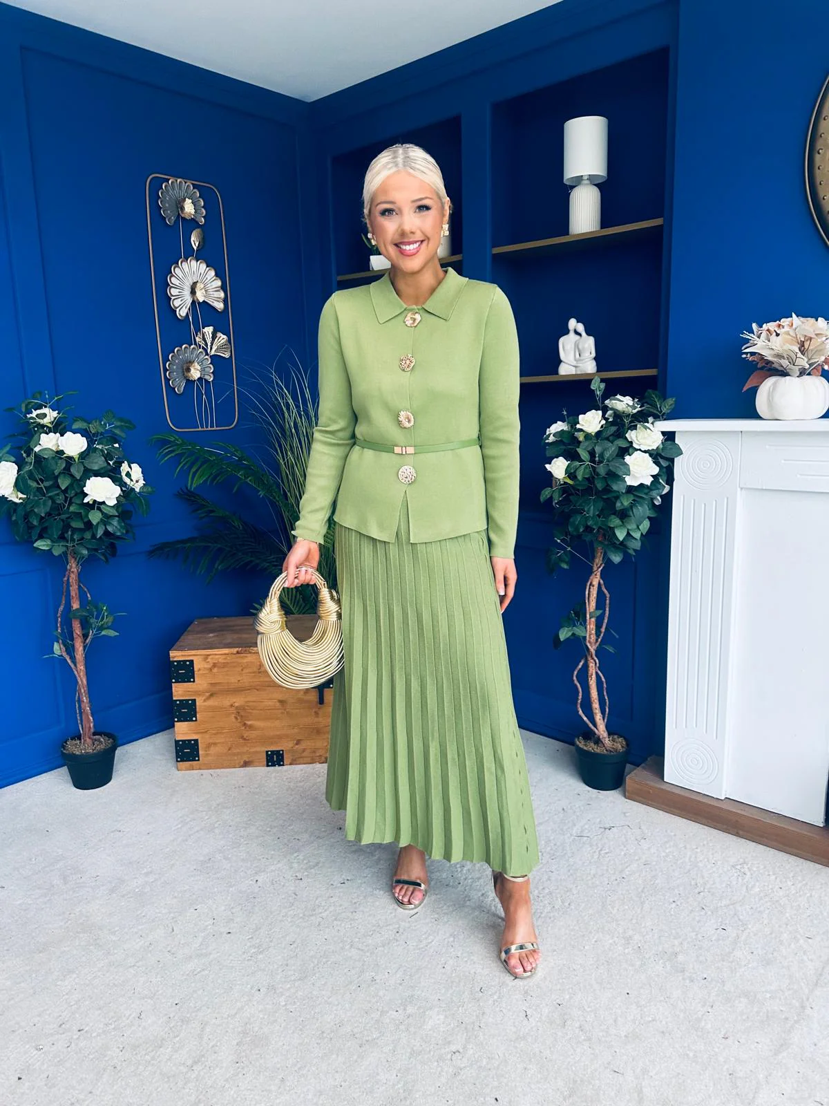 Polly Detailed Skirt & Cardi Set Soft Green - Image 10