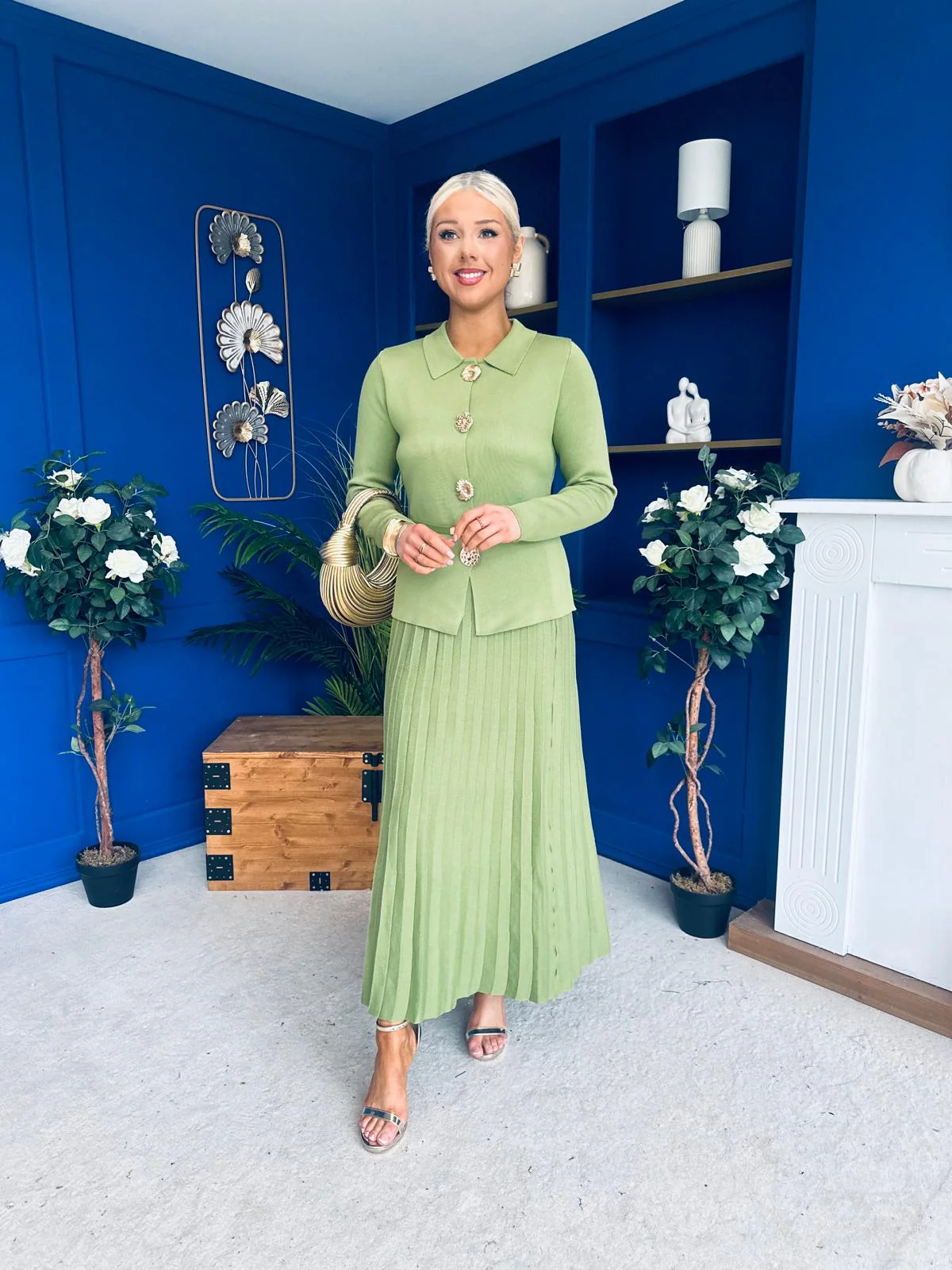 Polly Detailed Skirt & Cardi Set Soft Green - Image 4