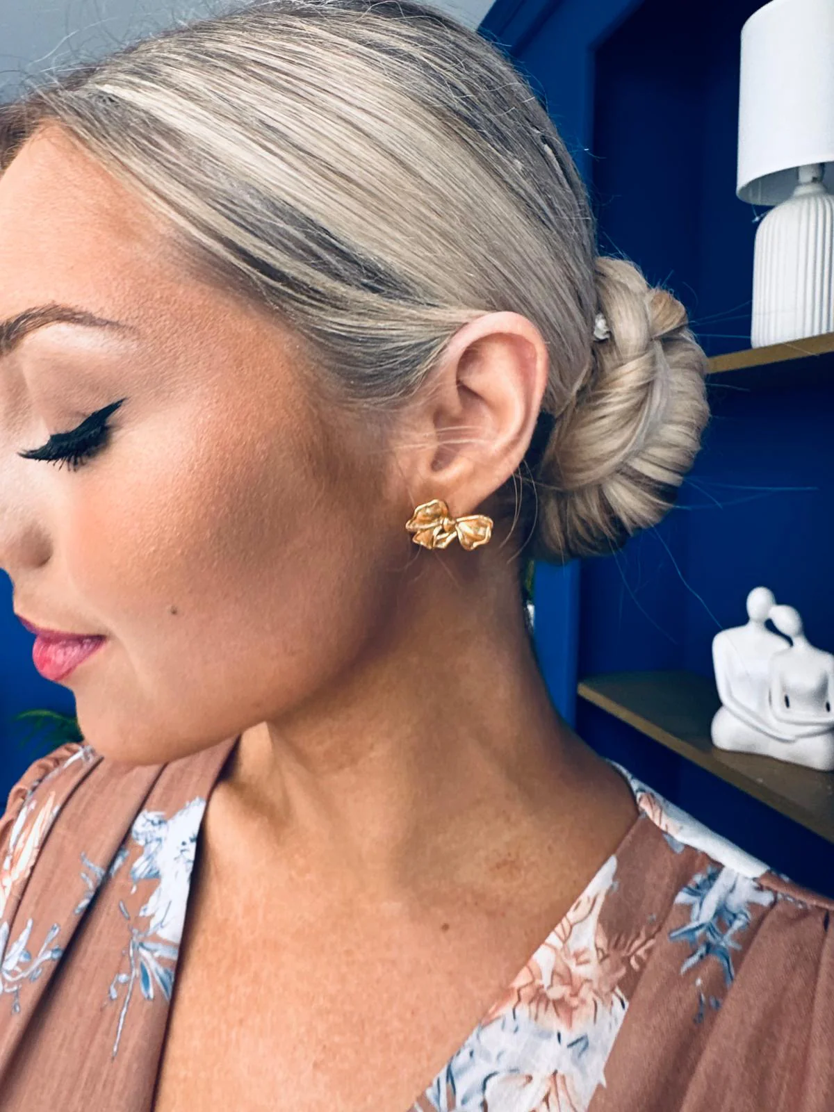 Rosie Stud Earrings Gold - Image 6