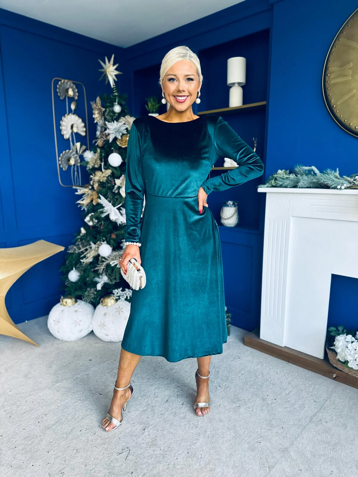 Trudy Pearl & Bow Detail Midi Dress Forest - Image 3