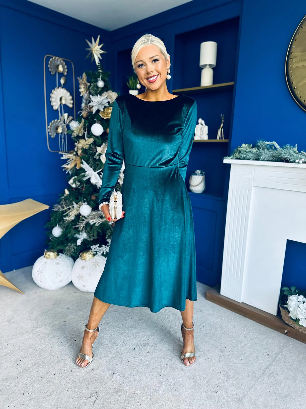 Trudy Pearl & Bow Detail Midi Dress Forest - Image 5