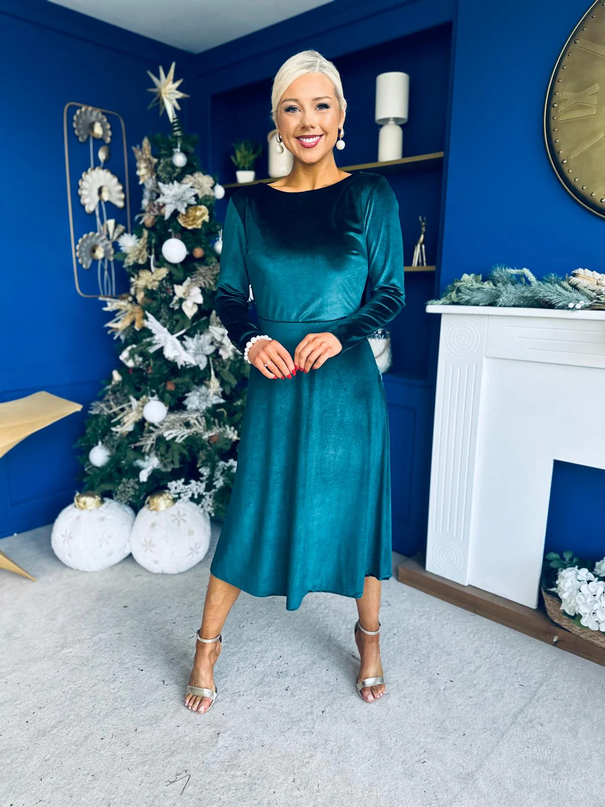 Trudy Pearl & Bow Detail Midi Dress Forest - Image 8