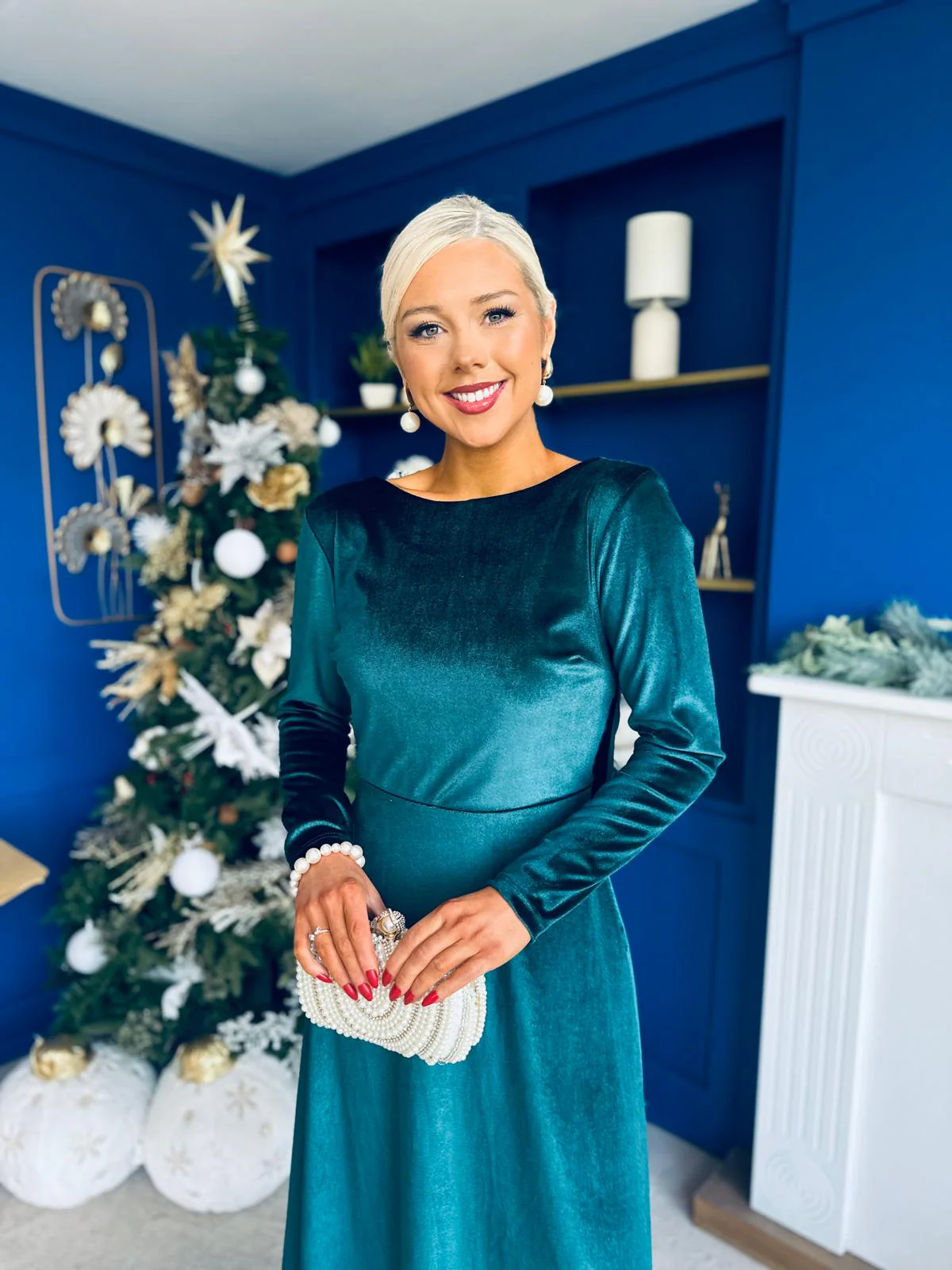 Trudy Pearl & Bow Detail Midi Dress Forest - Image 9